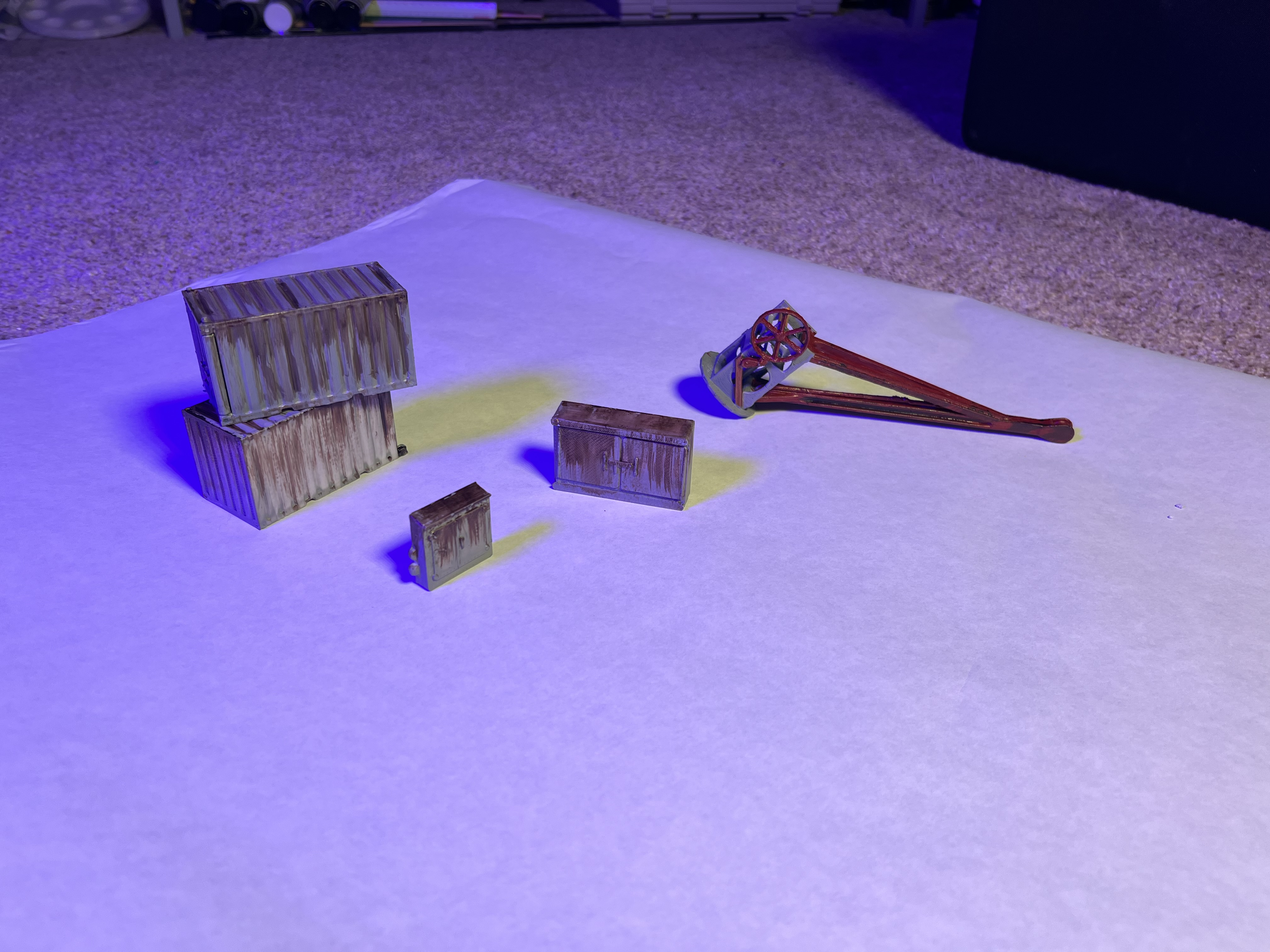 The test pieces photographed under flat diffuse LED panels standing in for daylight.